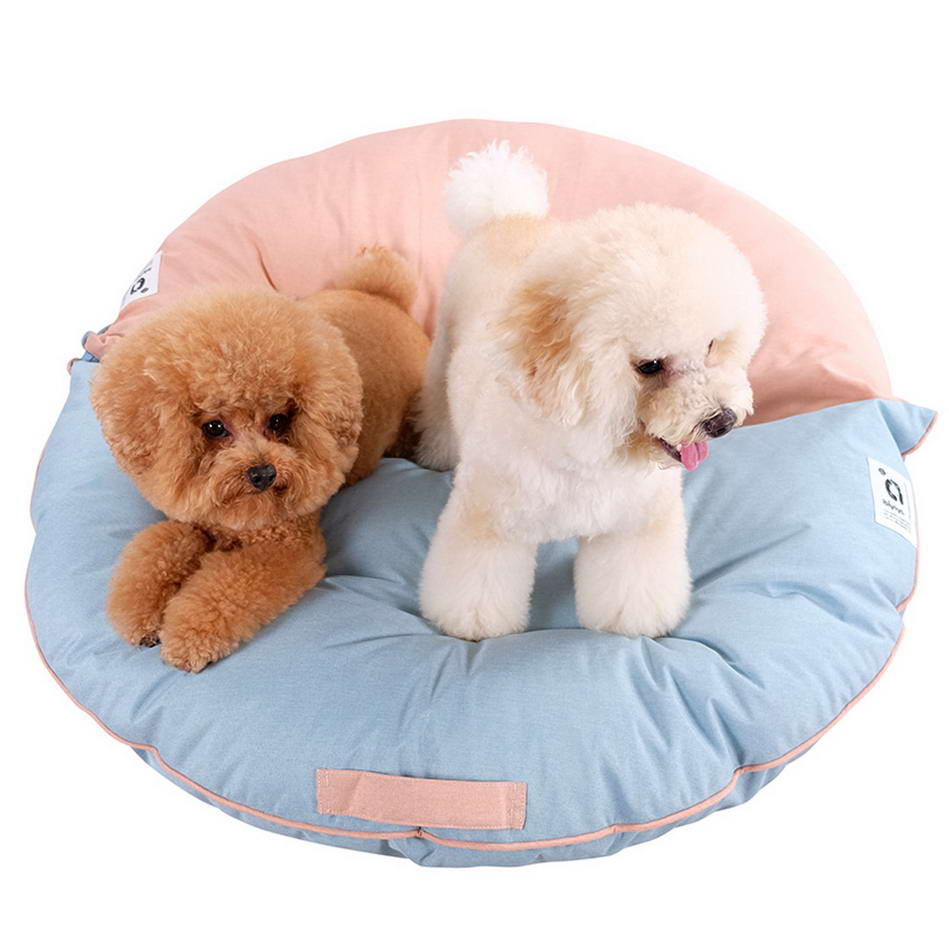 Ležišče la pse lahko sestavite z drugim ležiščem in tako dobite okroglo ležišče za dva psa