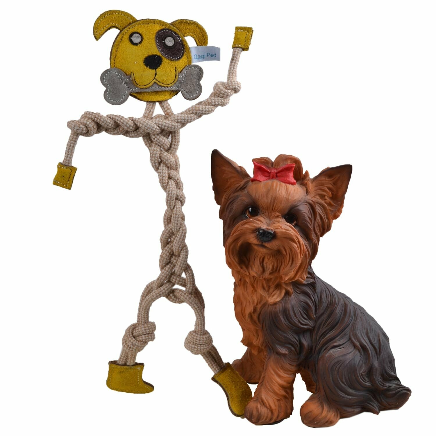 Igrača za pse iz naravnih materialov "Kuža s kostjo" je namenjena psom majhne in srednje velike rasti