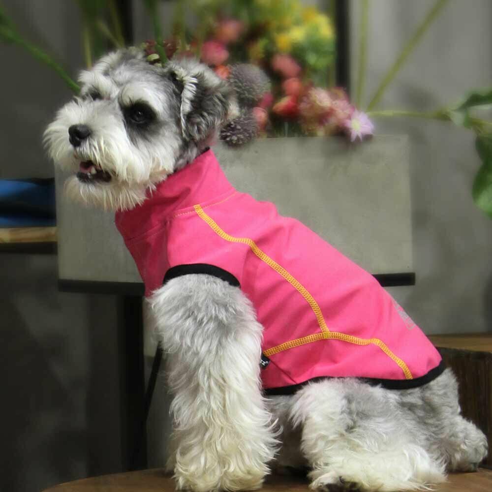 Pink dežni plašček za pse . sistem zapenjanja z ježki